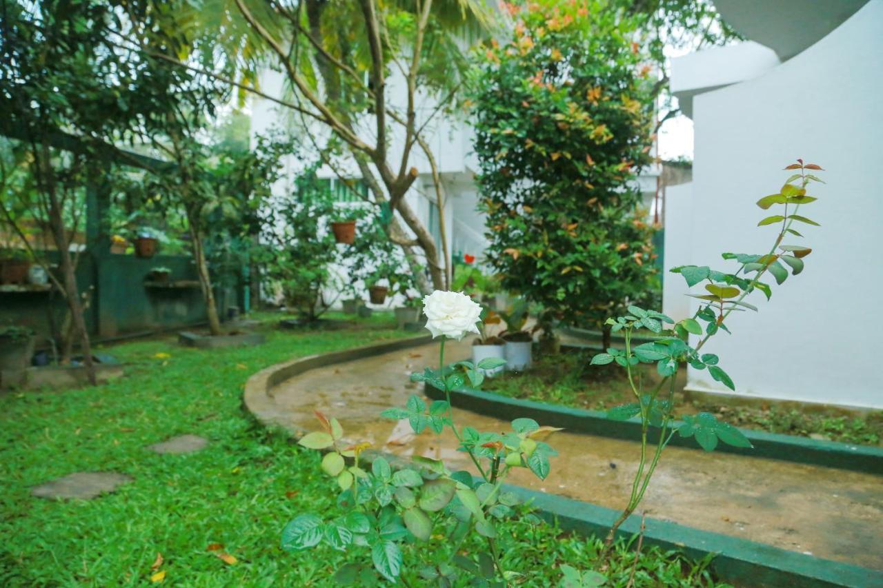 Suwa Arana Resort มิริสซา ภายนอก รูปภาพ